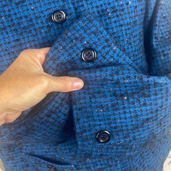 Pendleton 100% Virgin Wool Boucle Textured Plaid Cropped Blazer 10 Blue, Black, - Picture 5 of 11